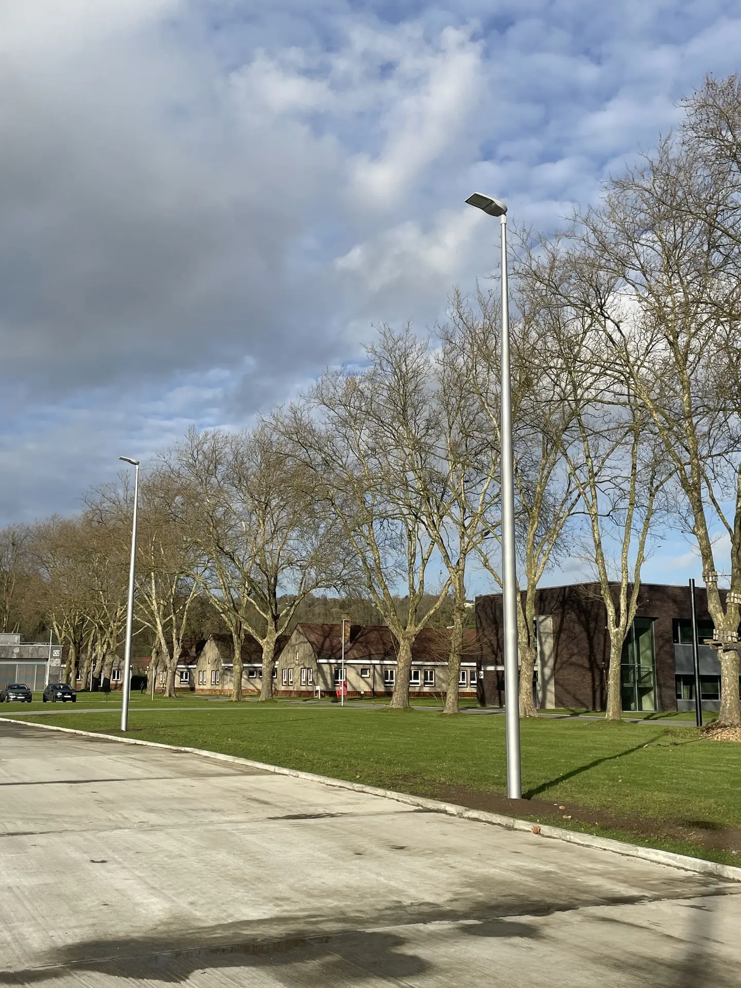 Éclairage public intelligent avec luminaires LED sur poteaux – Win4Led
