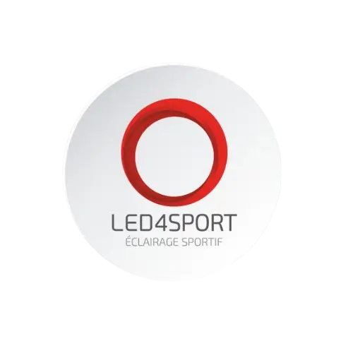 Éclairage LED pour terrains de football, padel, tennis et multisports – homologué et économique