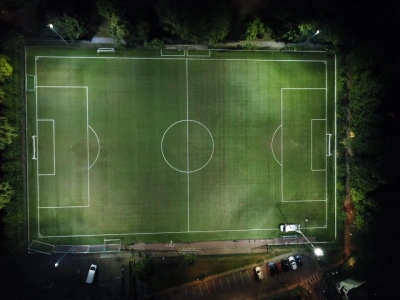Réalisation Win4LED - Terrain rue Adolphe Roobaert - éclairage LED football