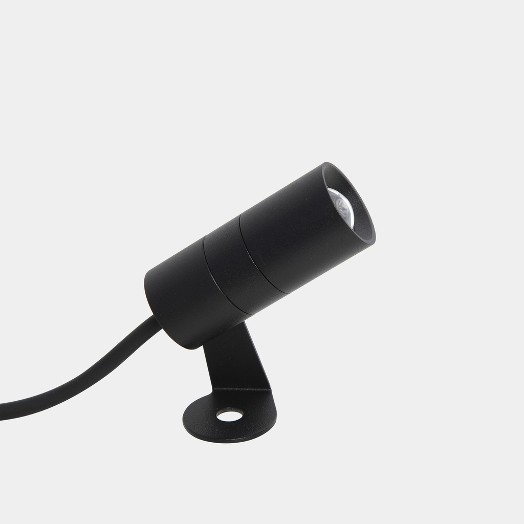 Spotlight IP66 Zoom Medium LED 8.4W 3000K Zoom 7º-105º Black 585lm