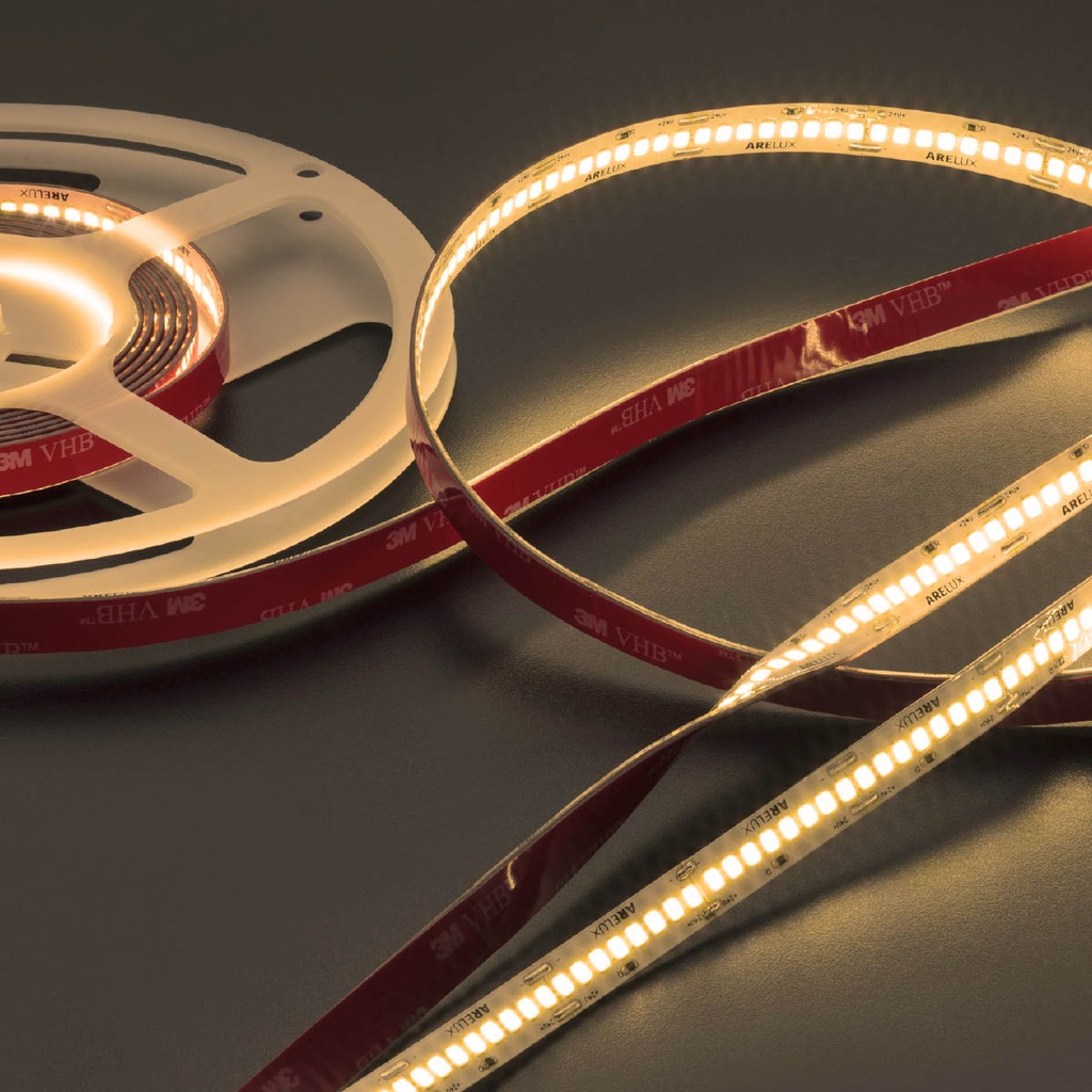 XRIBO IP66 5m/reel LEDS STRIP 22W/m 240 LED/m 24V DC 2700K CRI.80 >115° (5.1.2)