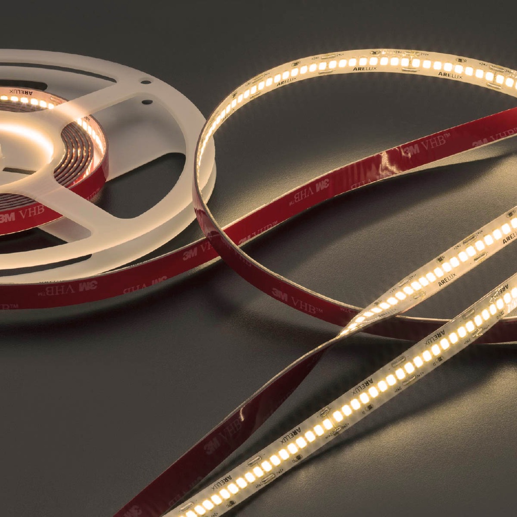 XRIBO IP66 5m/reel LEDS STRIP 22W/m 240 LED/m 24V DC 3000K CRI.80 >115° (5.1.2)